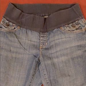 Maternity clam digger jeans